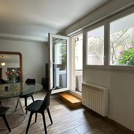 Avec Terrasse Dans Le 13e パリ